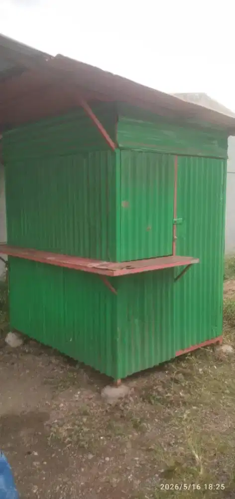 konteiner serba guna siap pakai