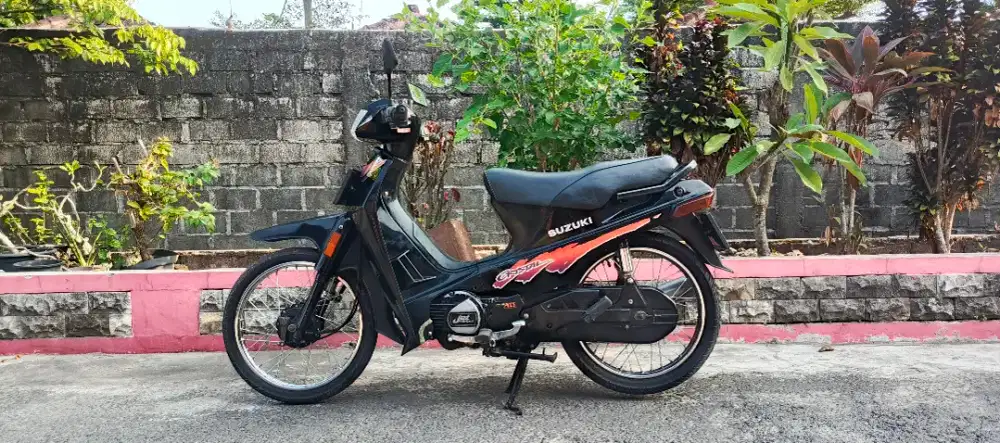 Suzuki crystal 1994