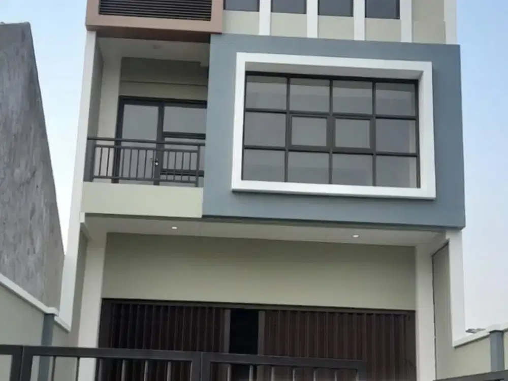 Ruko 3 Lantai Raya Wiyung Surabaya - RK009ARB