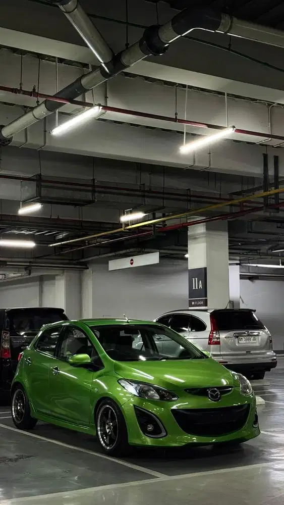 Mazda 2 matic tahun 2011