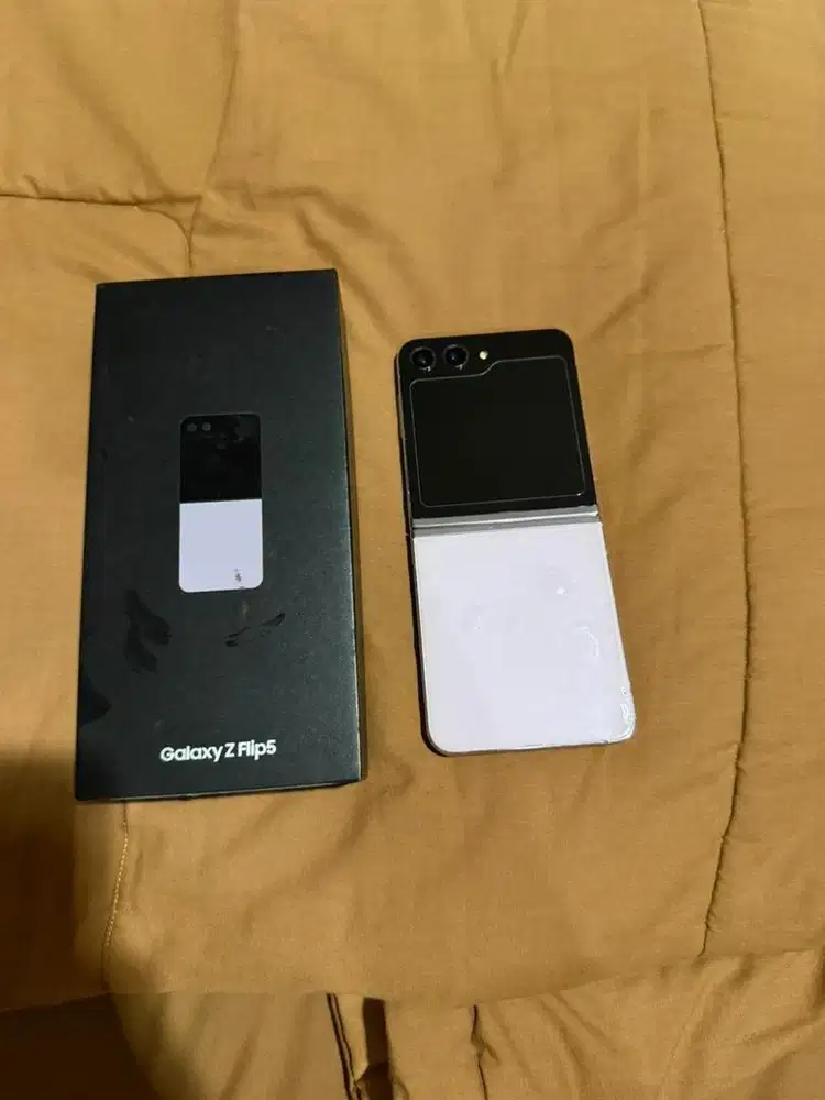 Samsung flip 5 purple 256 gb