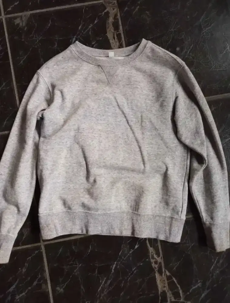 Crewneck uniqlo anak