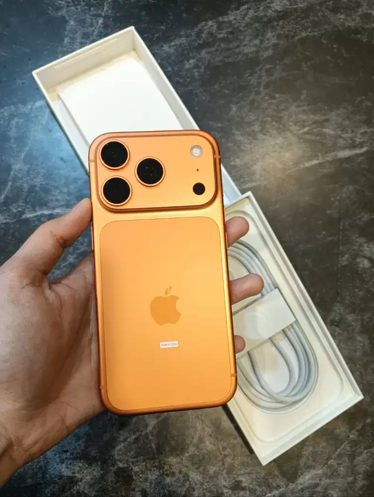 Iphone 17 Pro 256gb indo like new garansi panjang
