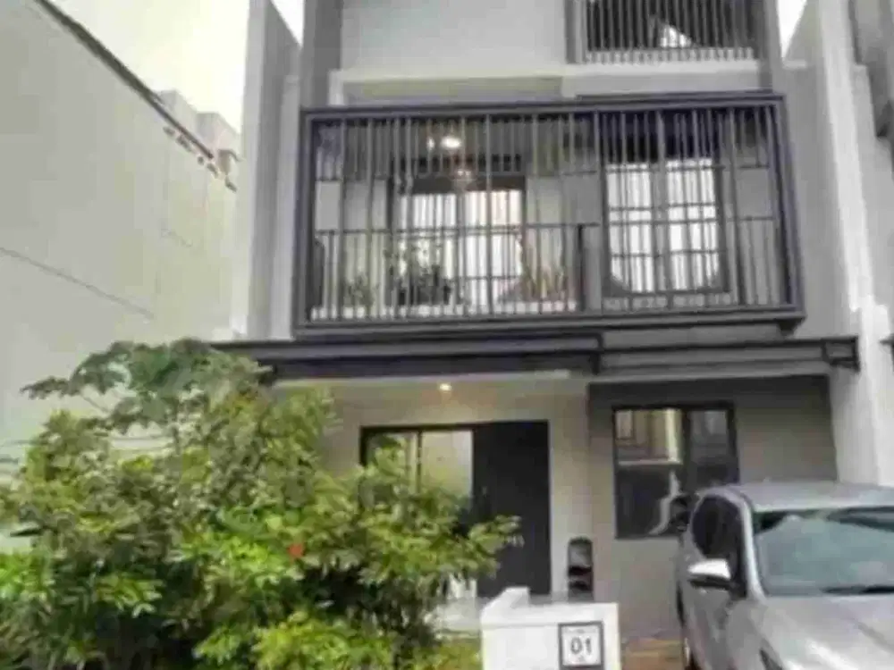 Rumah Dijual di Cluster Leonora Gading Serpong