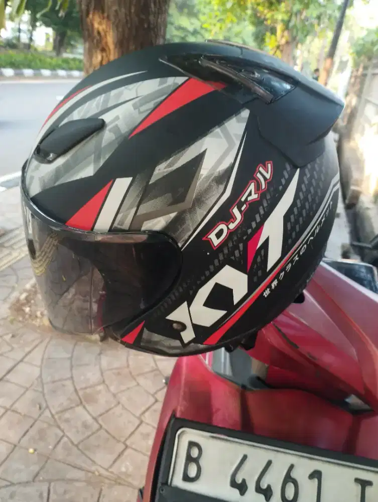 Helm KYT DJ maru motif