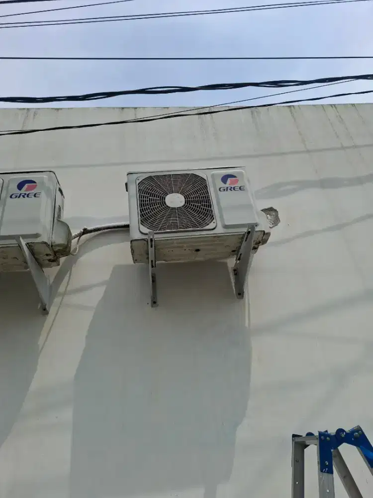 Mau jual ac ke sini aja