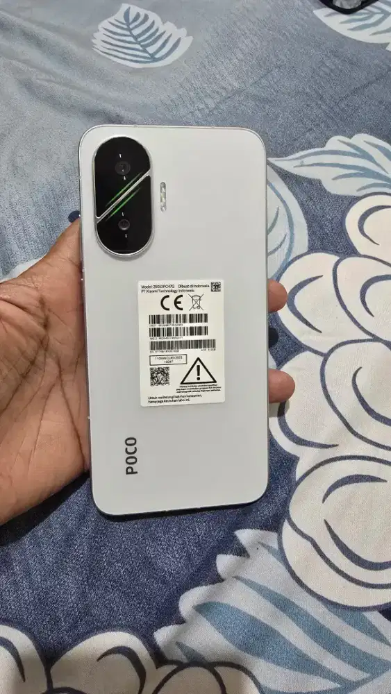 POCO F7 12/512gb