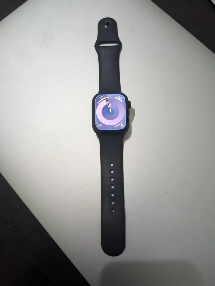 Apple watch series 8