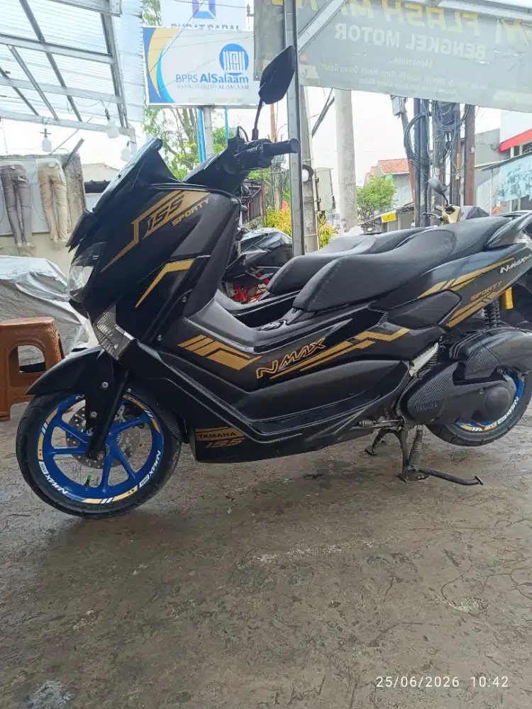 YAMAHA N-MAX 2019