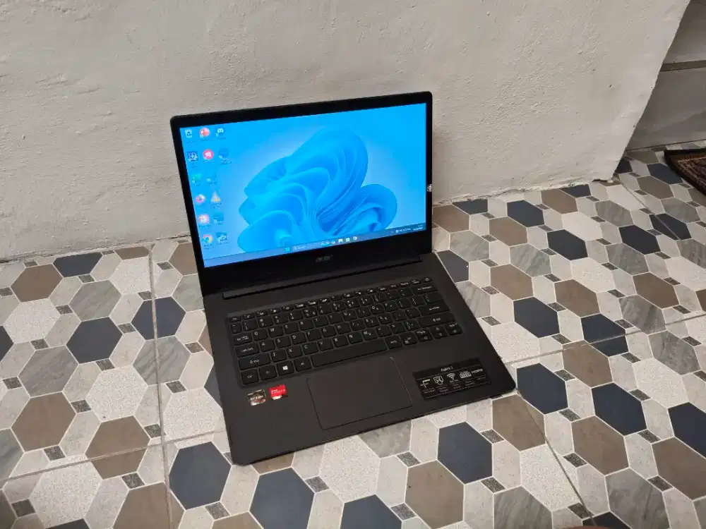 laptop acer Ryzen 3 ram 8gb ssd nvme 512gb