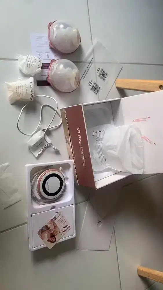 Momcozy V1 pro preloved