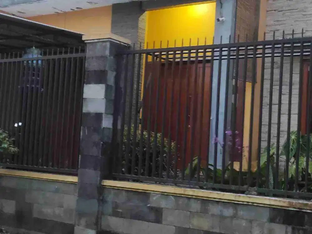 Rumah Kos Strategis di Pusat Kota