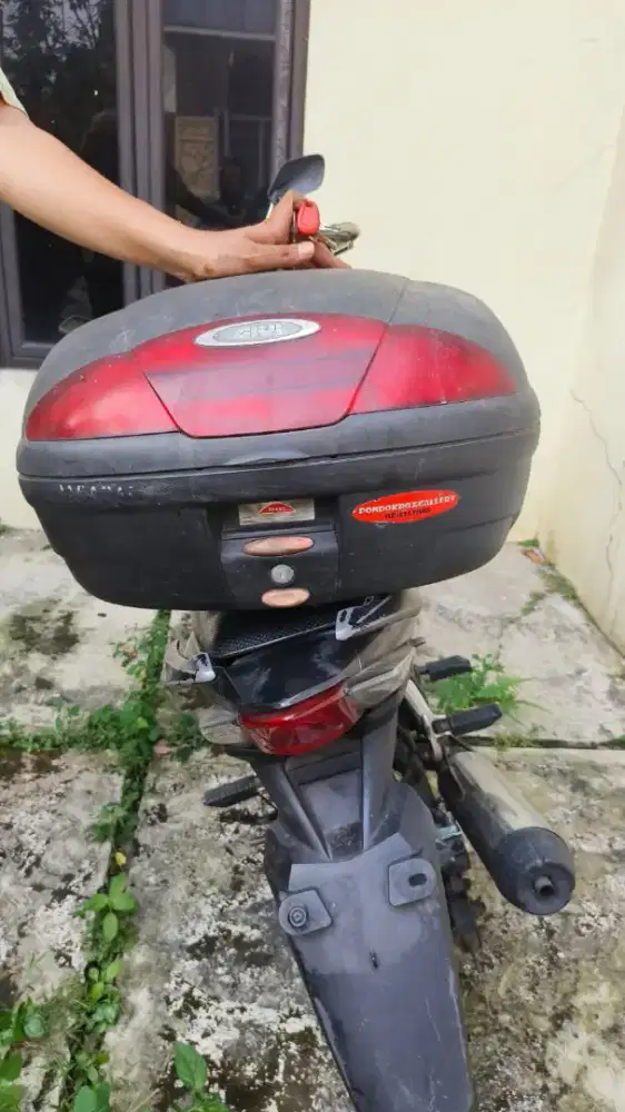 Dijual BU 650rb Box Givi E45 + Bracket CS1 Komplit