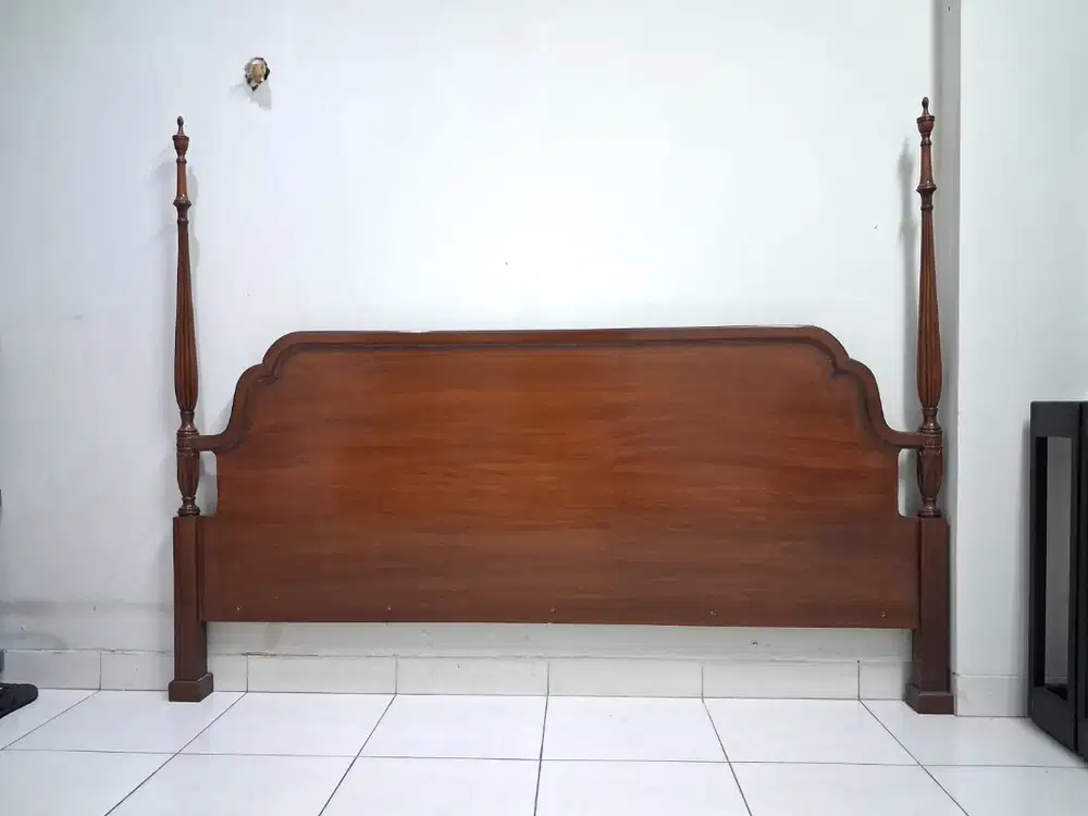 Headboard Tempat Tidur Jati 180 cm Minimalis Elegan + 2 Tiang
