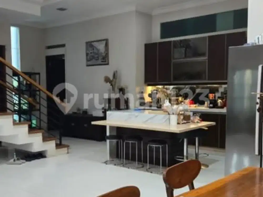 Rumah Elit di Perumahan Elit Setraduta Siap Huni Dg Kamar Ideal 4 Bed Room