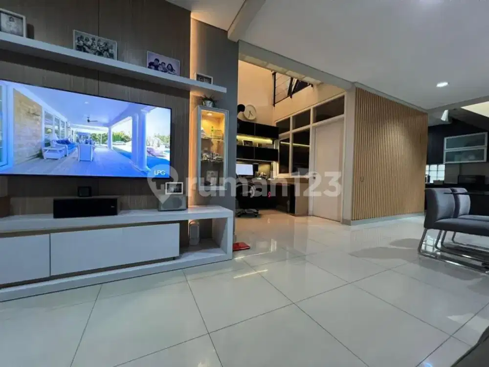 Rumah Hdp Timur Furnish Modern Minimalis Terawat