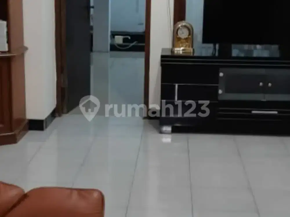 Rumah lingkungan nyaman di TKI 3