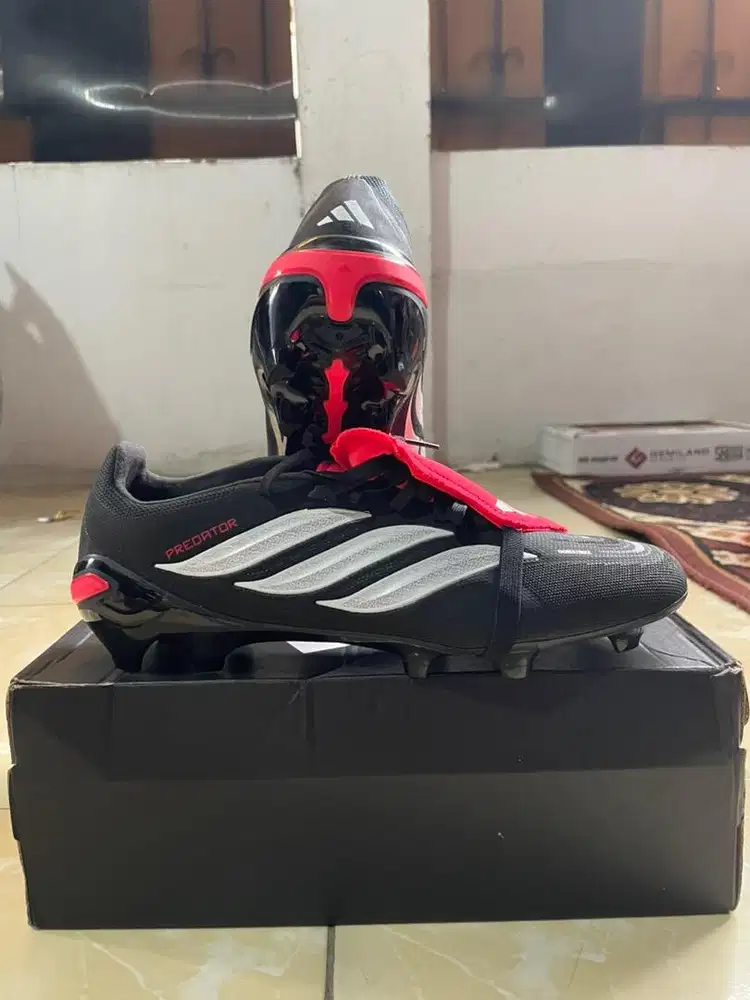 Sepatu bola ori adidas predator league FT FG JS0425