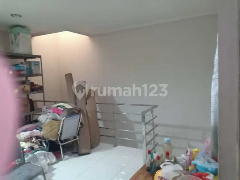 Ruko Hdp Selatan 4.lantai Siap Pakai Di Taman Kopo Indah