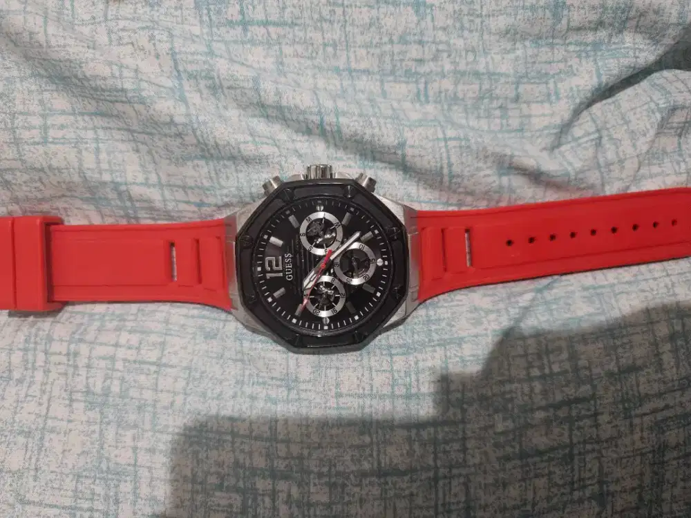 Jam Tangan Guess