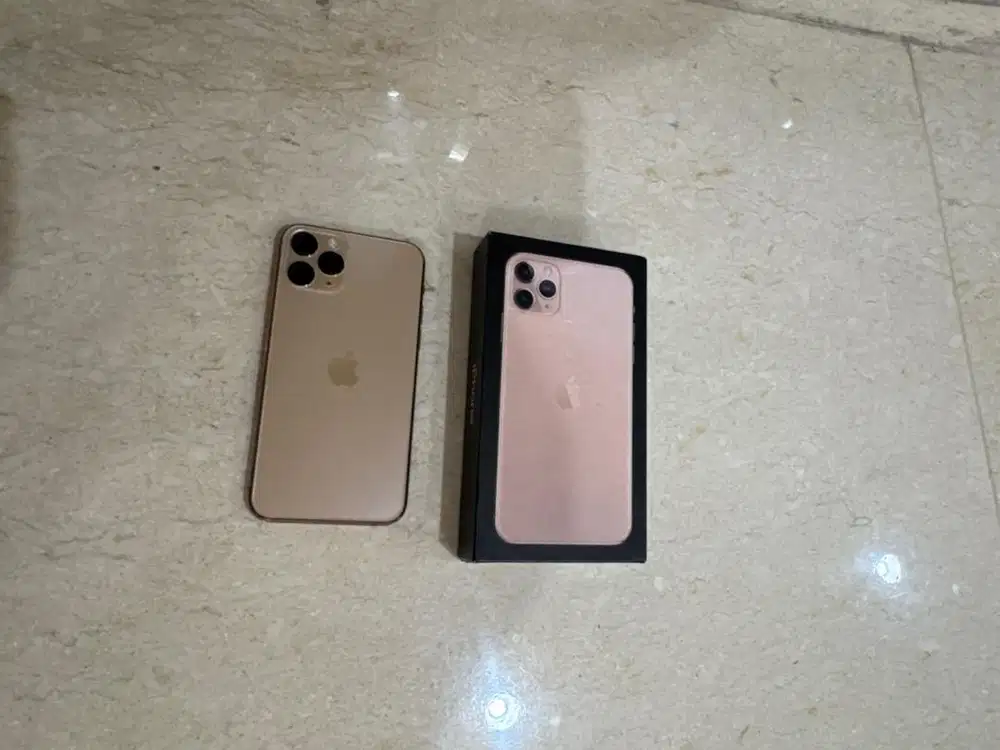 Iphone 11 pro 256gb yang komplit