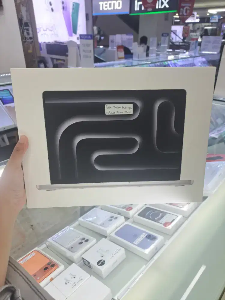 Apple Macbook Pro M4 Pro 24/512GB Silver BNIB Garansi IBOX