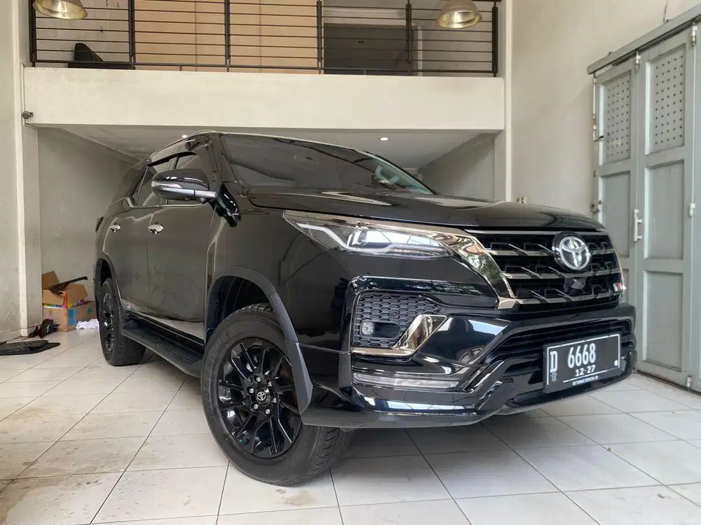 Toyota Fortuner VRZ 2.8 GR Diesel 2022 At Matic