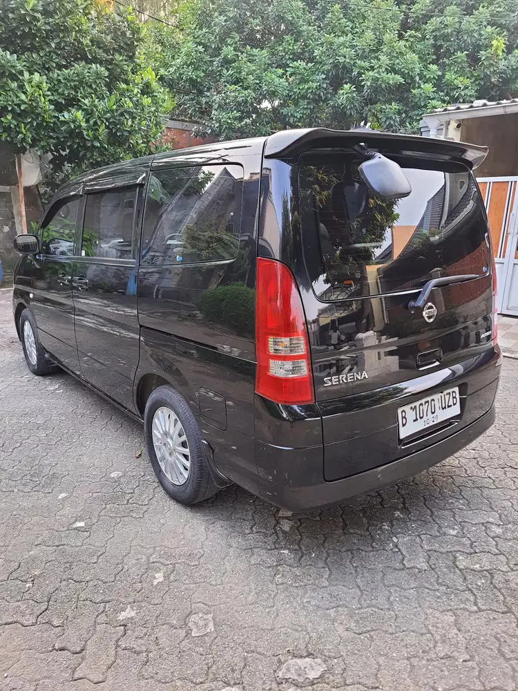 Jual Cepat !! Nissan Serena CT matic 2012 Bensin