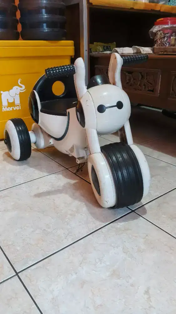 Jual murah mainan anak, mobil-mobilan, motor listrik dan alat olahraga
