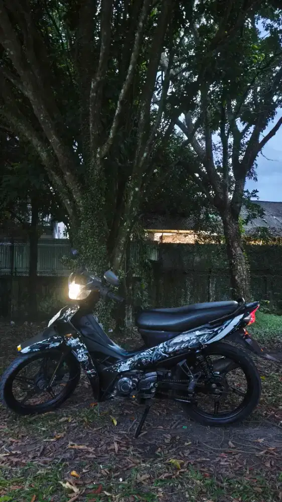 Vega r new 2006 (hitam)