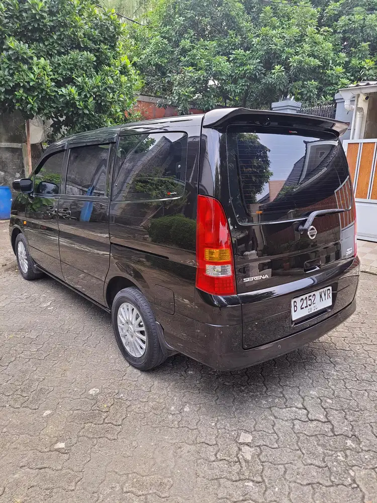 Jual Cepat !! Nissan Serena Hws 2009 matic Bensin