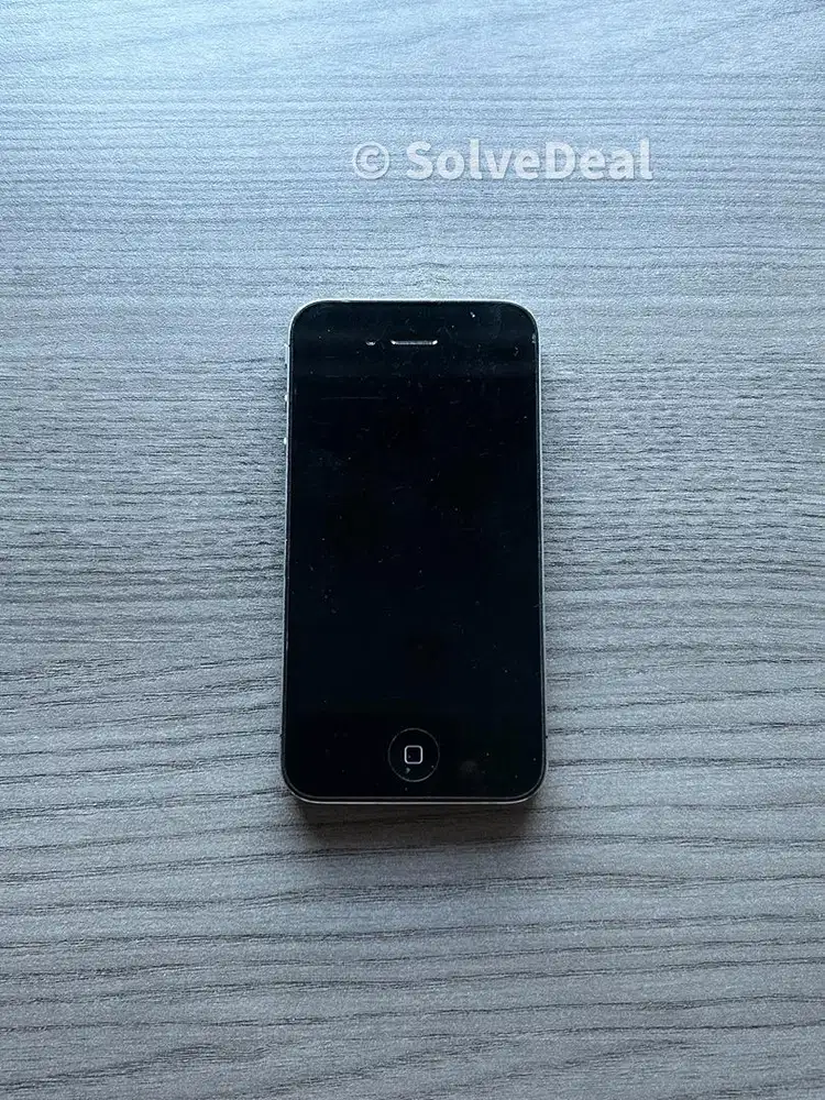 Apple Iphone 4 32GB Black Smartphone