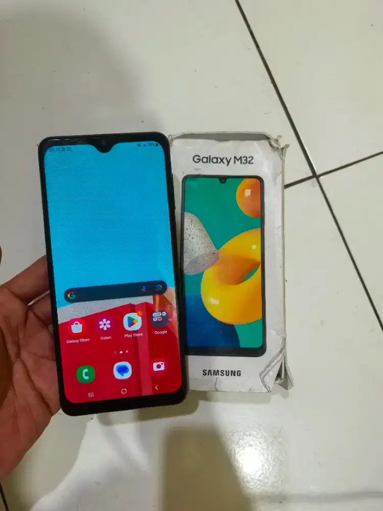 SAMSUNG M32 BLACK