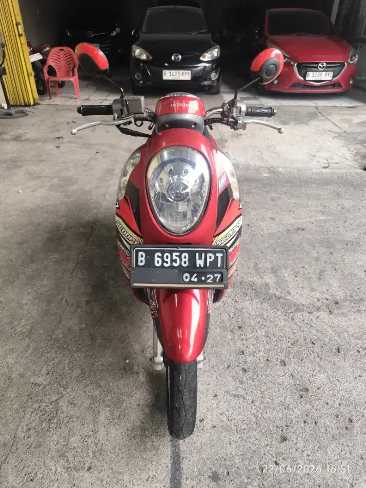 Jual Cepat !! Scoopy Fi 2017 iss !! Jarang pakai bisa Tt