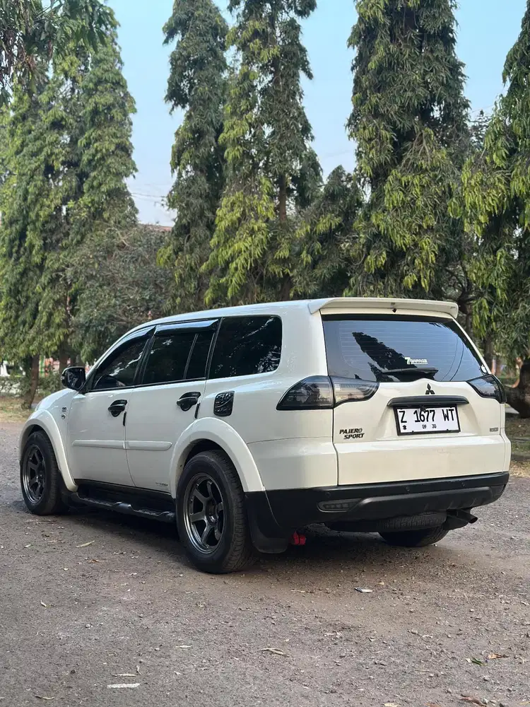 Mitsubishi Pajero Sport 2012 Bensin