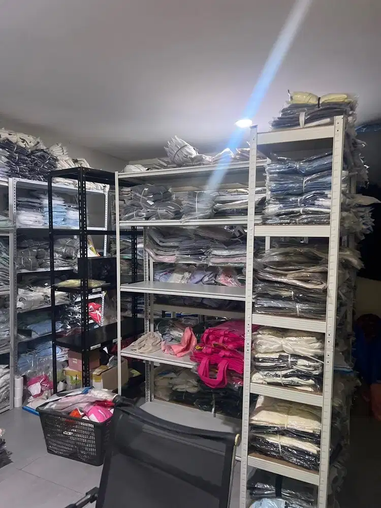 DIBUTUHKAN ADMIN SHOPEE/TIKTOK