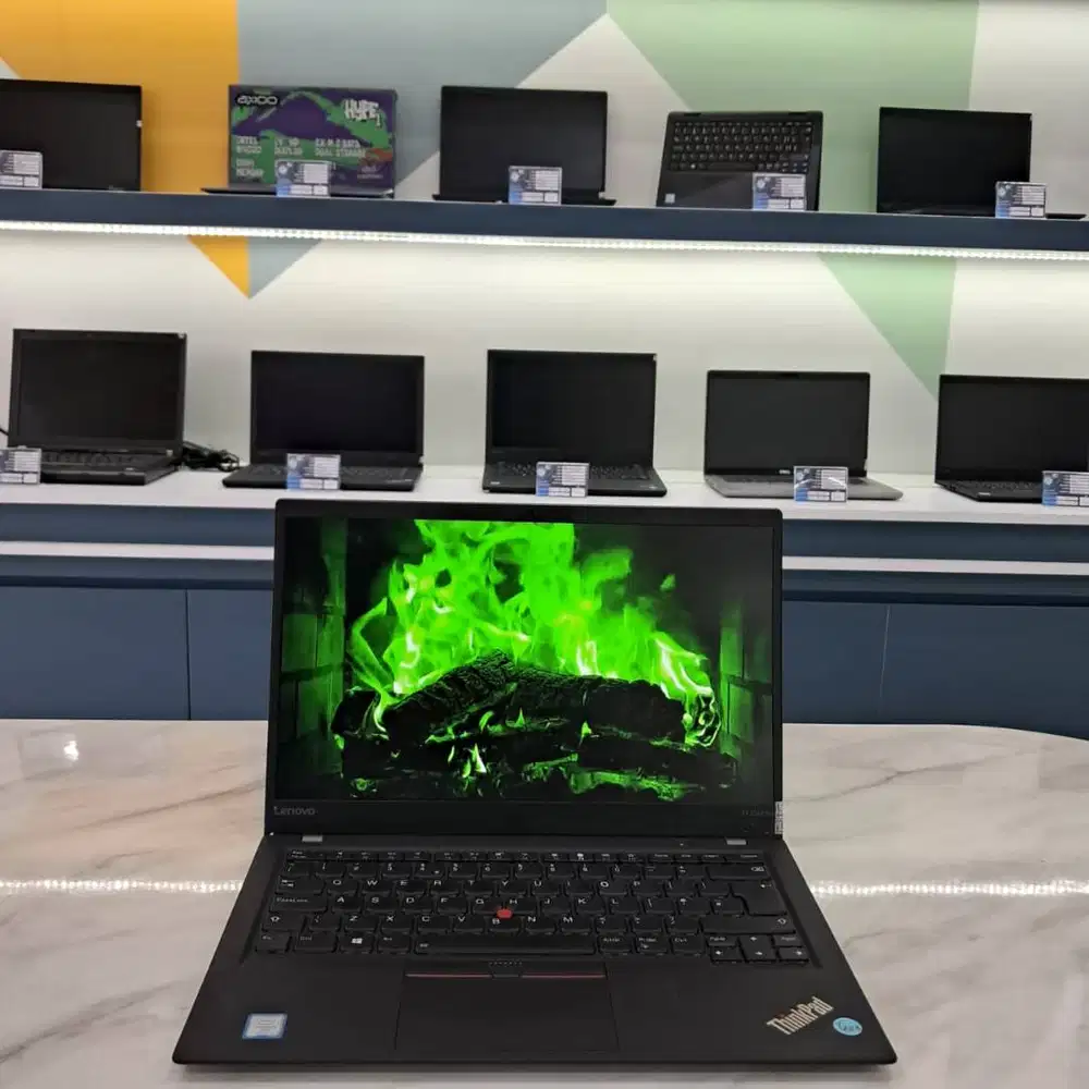 [LX113] Laptop LENOVO|8GB|256GB| Cocok untuk Gaming ringan