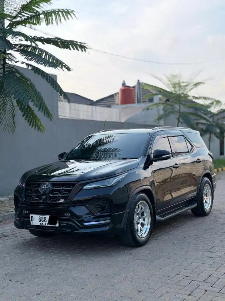 Toyota Fortuner 2024 Bensin