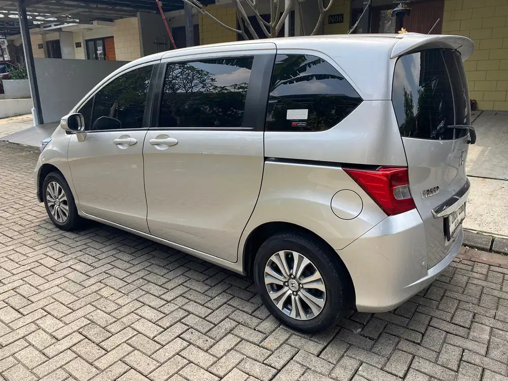 Honda Freed 2013 Bensin