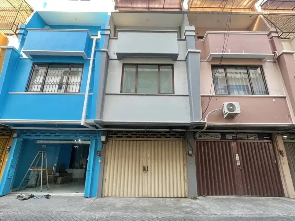 Ruko 4 lantai di Komplek Klampis Jaya Square