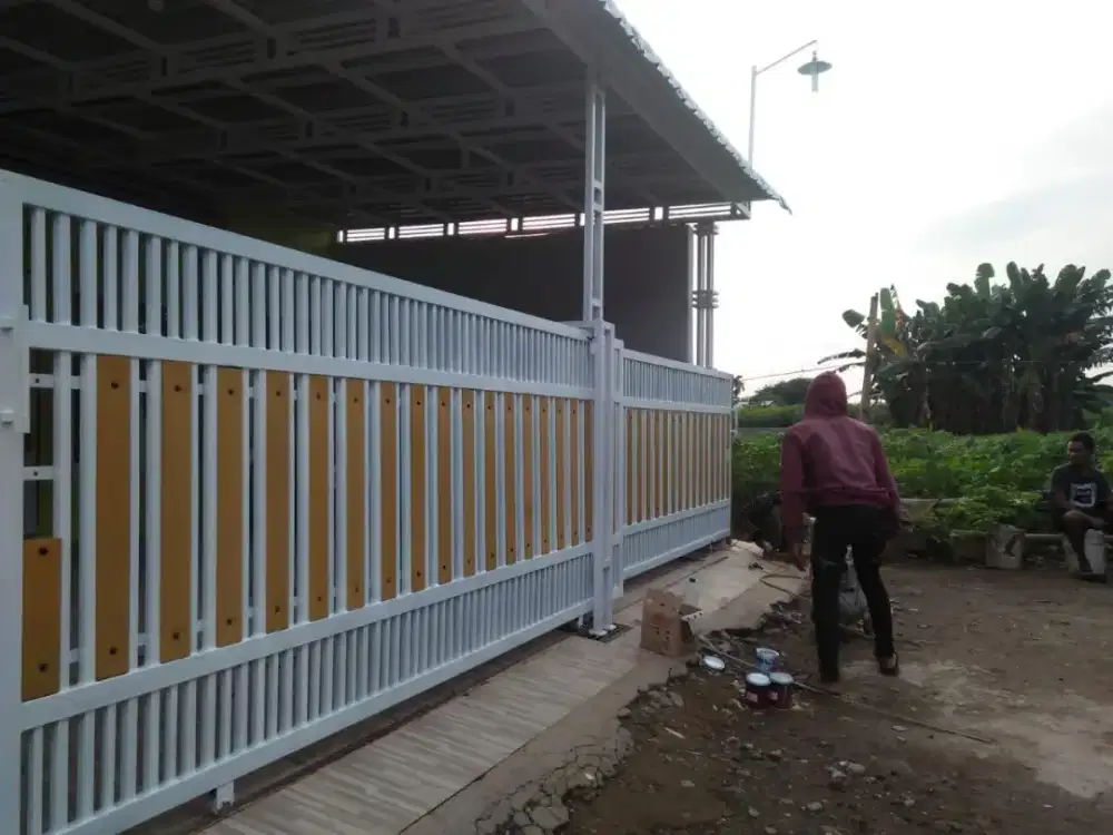 Pagar dan pintu gerbang minimalis