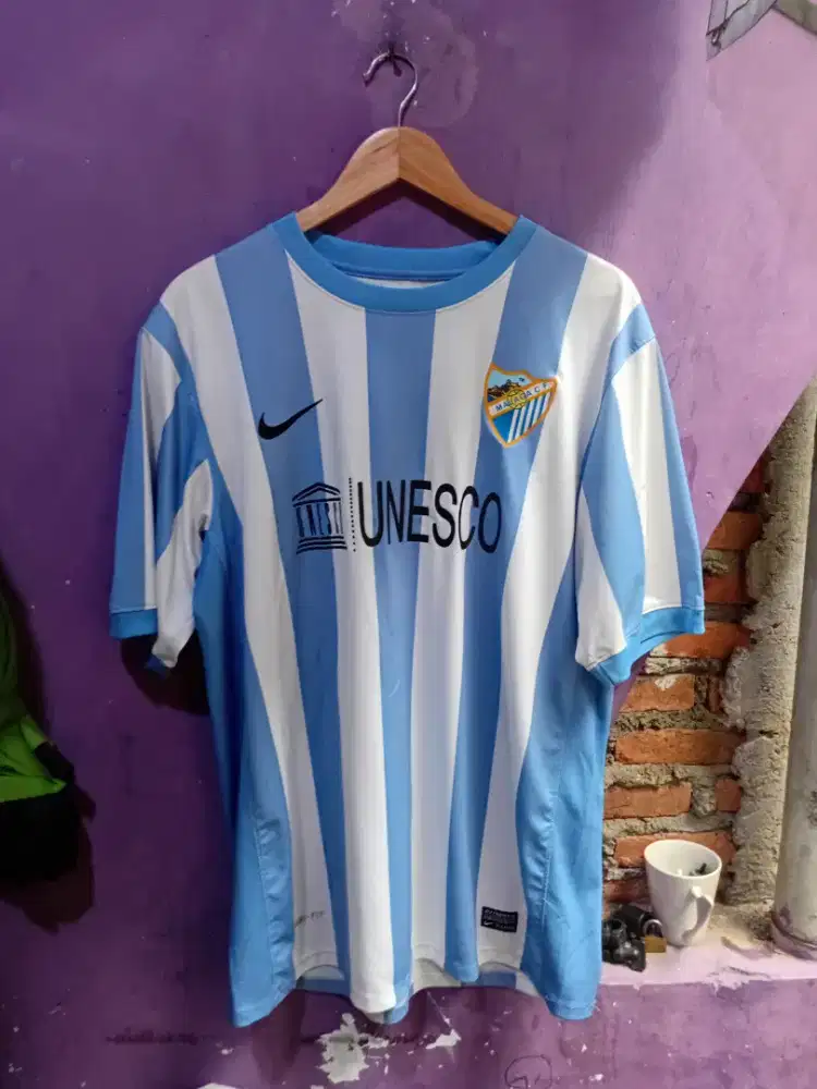 Jersey sepak bola malaga