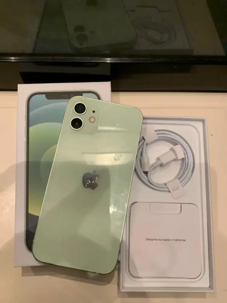 Iphone 12 Green