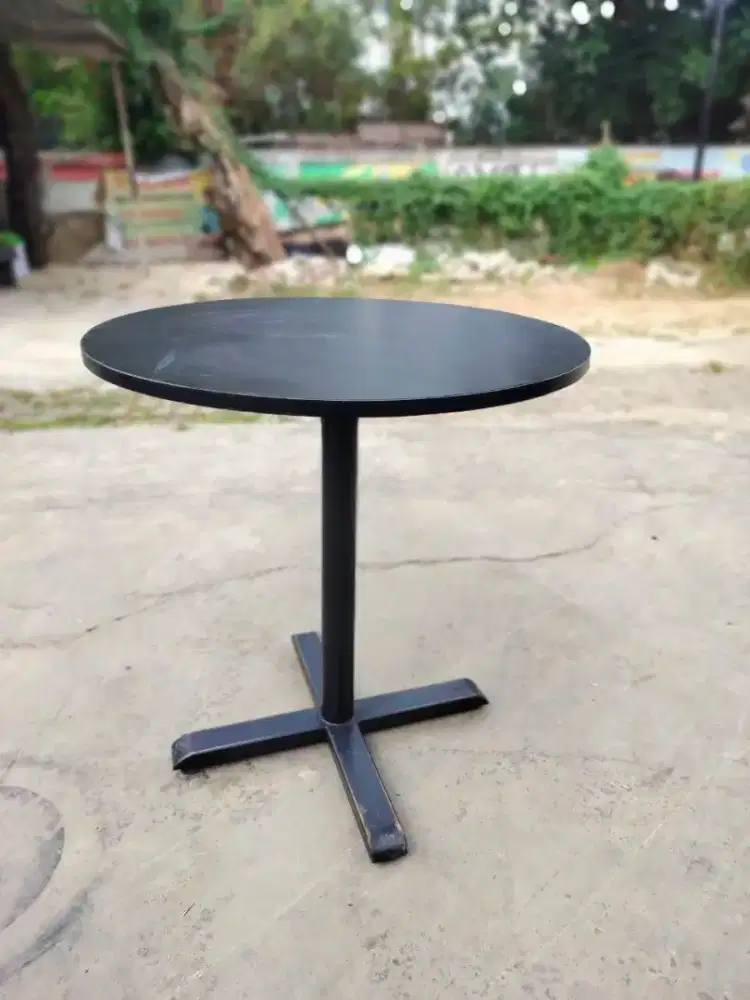 meja makan caffe resto bahan multipleks kaki besi