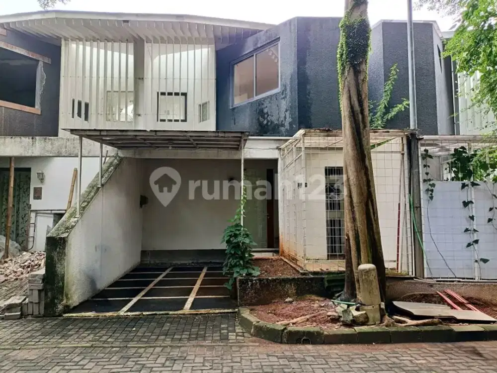Rumah Bagus Di Cluster Ozone Veteran Jakarta Selatan