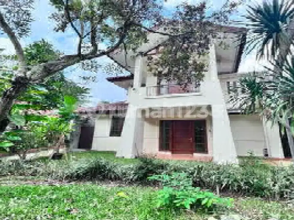 Jual Cepat Rumah Siap Huni Ada Taman Dalam Cluster di Sektor 8