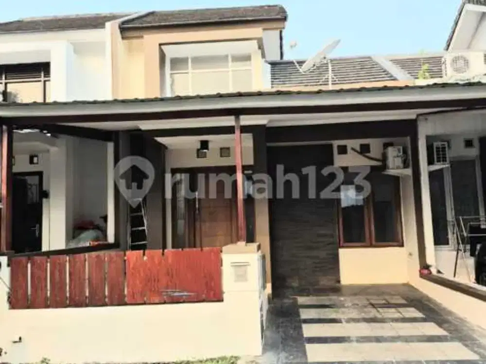 Rumah Satu Lantai Dalam Cluster One Gate Di Bintaro Sektor 9