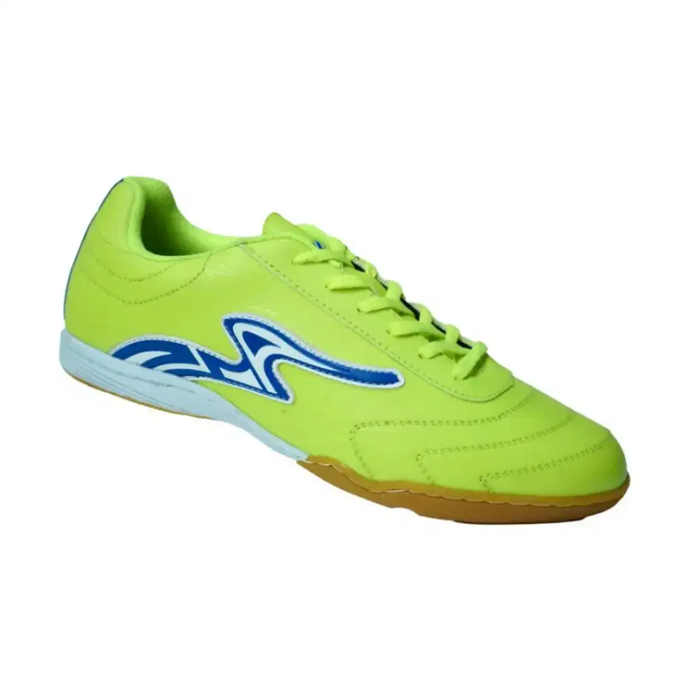 Sepatu futsal speed