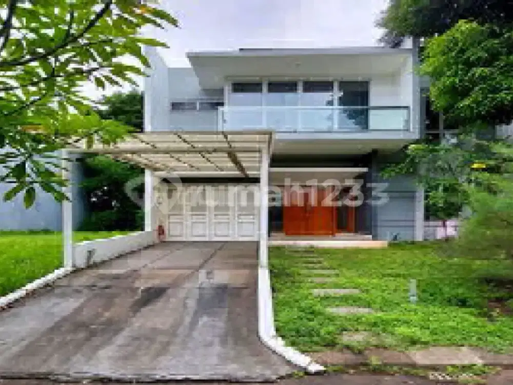 Rumah 2 Lantai Siap Huni Ada Balkon & Teras Depan di Alam Sutera