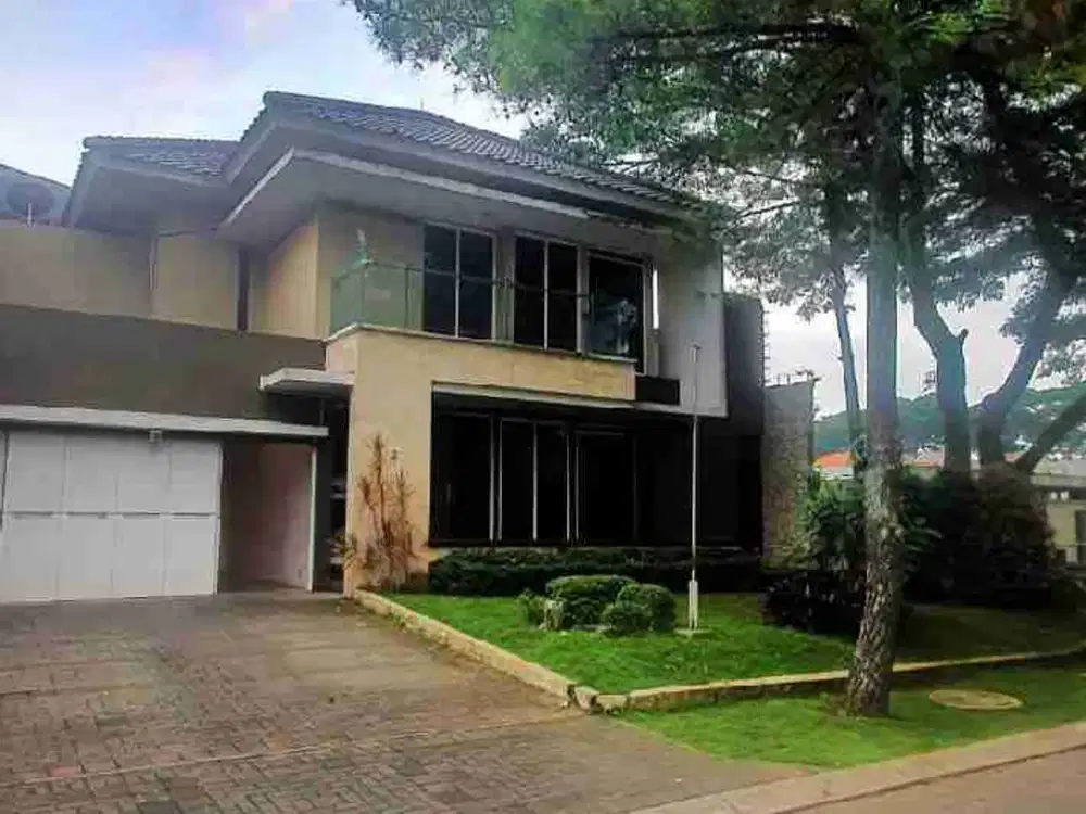 Jual Rumah Mewah Kota Baru Parahyangan KBP Padalarang LT 480 m² 6 Kamar Harga Rp8,2 Miliar